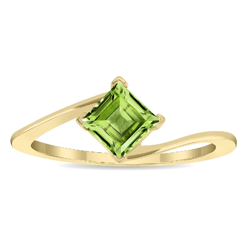 women round engagement rings -Women's Solitaire Square Shaped Peridot Wave Ring In 10K Yellow Gold